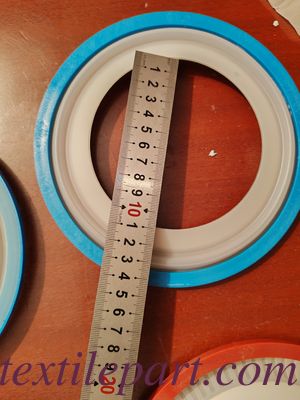 Le système de freinage est équipé d'un système de freinage de type E-FLEX.